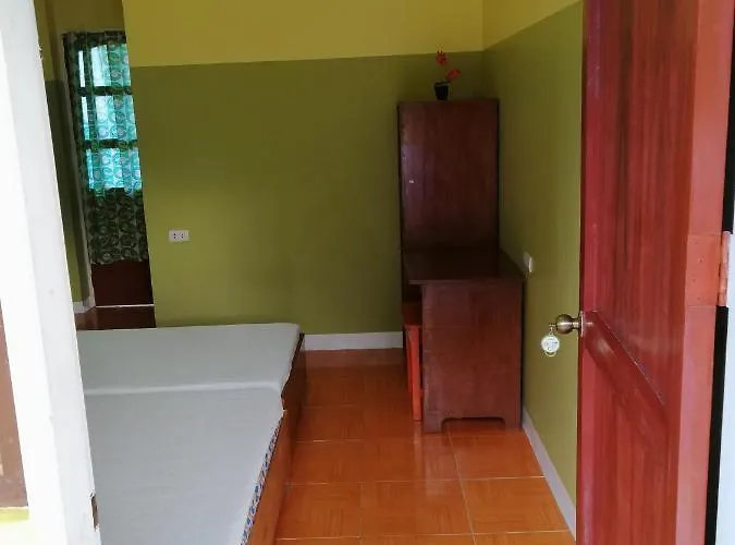 Islet View House 2*